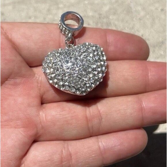 Vintage Silver tone Clear Crystals Rhinestones Solid Puffy Heart Charm Pendant - Picture 3 of 14